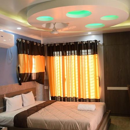 Hotel Nandini Baharampur Zewnętrze zdjęcie
