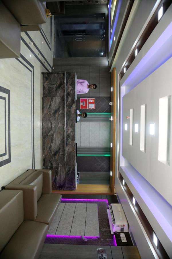 Hotel Nandini Baharampur Zewnętrze zdjęcie