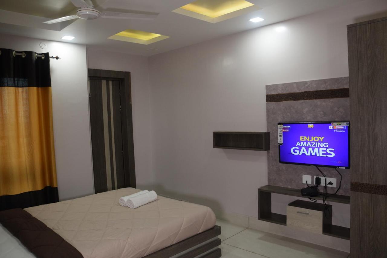 Hotel Nandini Baharampur Zewnętrze zdjęcie
