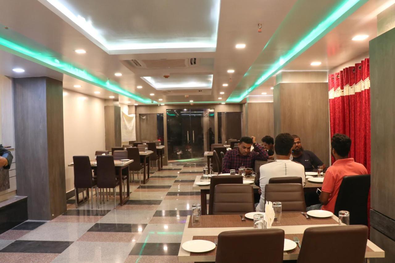 Hotel Nandini Baharampur Zewnętrze zdjęcie
