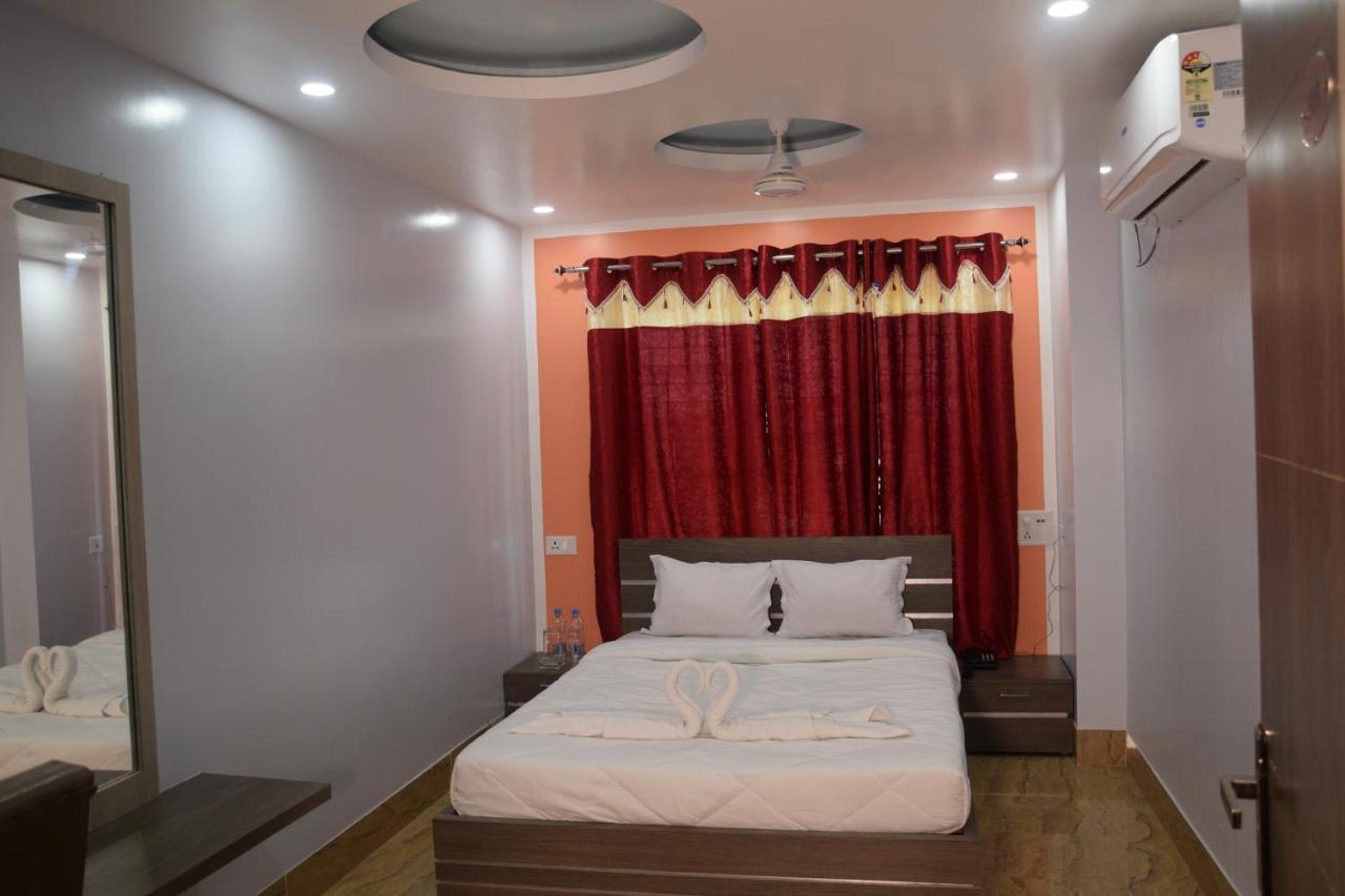 Hotel Nandini Baharampur Zewnętrze zdjęcie